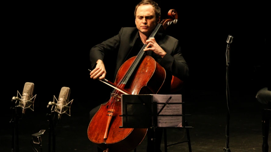 Павел Гомзяков виолончело